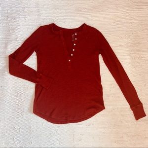 🛶🏕 Soft and comfy Aerie henley